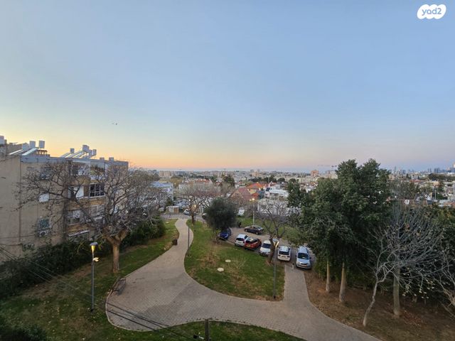 דירה, רוטשילד 61, עמידר, בת ים