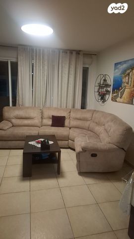 דירה, הרב פינטו מסעוד אשר 8, שיפר, פתח תקווה