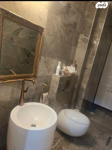 דירת גן, עמוס ירקוני 12, שכונה ו', באר שבע