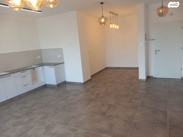 דירה, לח"י 13, שאר העיר, בני ברק