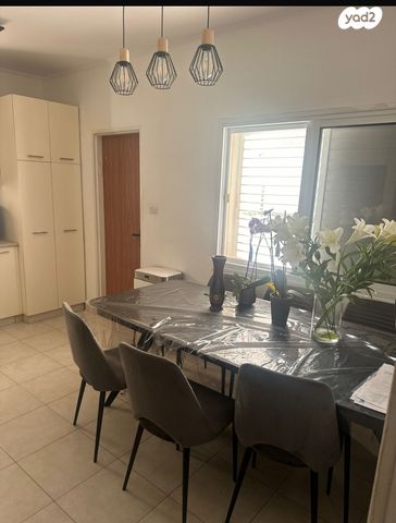 בית פרטי/ קוטג', השעורה 42, גן יבנה מערב, גן יבנה