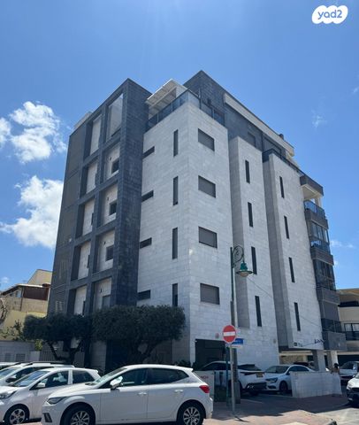 דירה, שדרות הרצל 31, קרית ים א', קרית ים