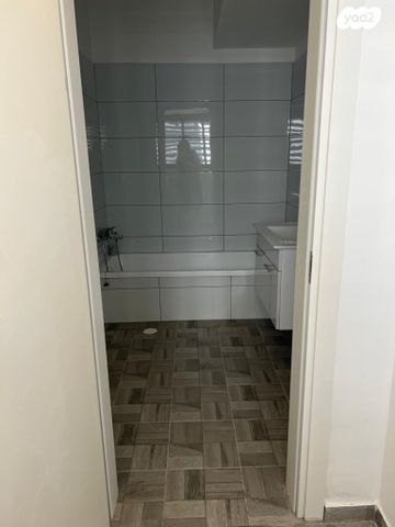 דירה, האתרוג 47, הדרים / כ"א, שוהם