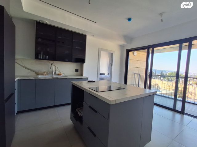 דיור מוגן, גולומב 23, קרית היובל, ירושלים