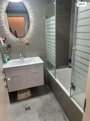 דירה, משה לוי 7, נאות שמיר, רמלה