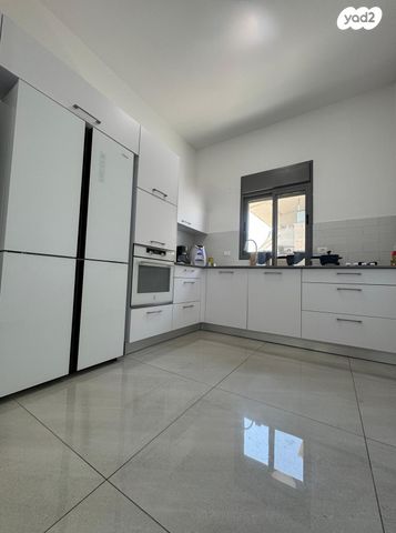 דירה, שדרות הרצל 31, קרית ים א', קרית ים