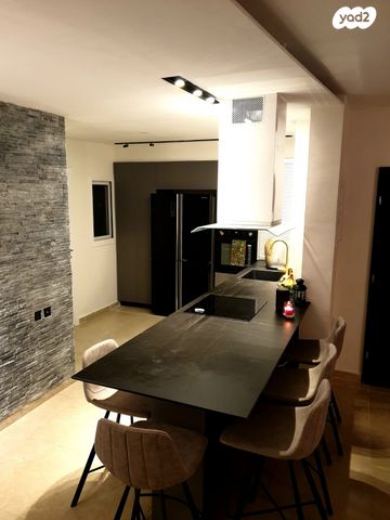 שדרות ירושלים 147