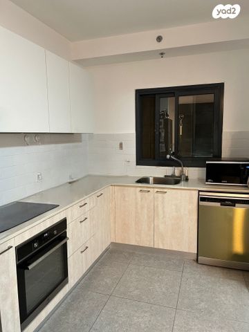 דירה, דרך שיבא 8, רמת אפעל, רמת גן