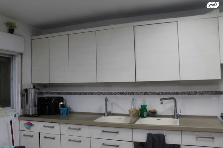 דירת גן, ישראל זנגוויל 9, קרית היובל, ירושלים