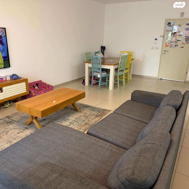 דירה, שלמה וחיה אנגל 37, כפר סבא הירוקה, כפר סבא