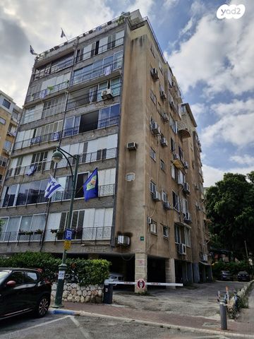 גג/ פנטהאוז, שקדיה 11, שכונת גפן, רמת גן