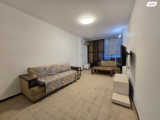 דירה, רוטשילד 61, עמידר, בת ים