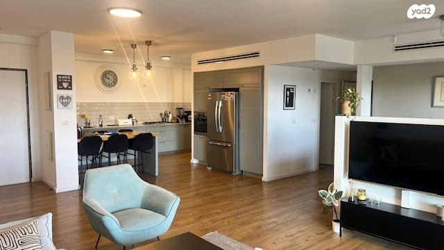 דירה, הברוש 7, סביוני גני תקווה, גני תקווה