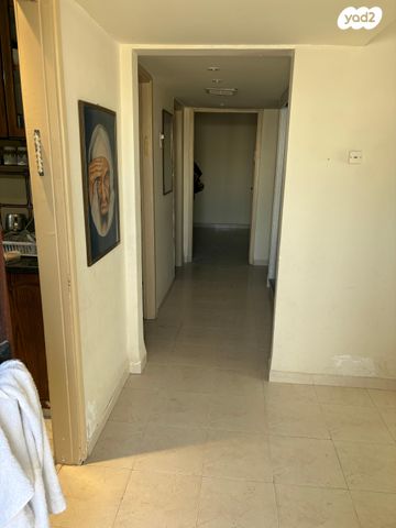 בית פרטי/ קוטג', הגפן 12, שכונה 2, תל מונד