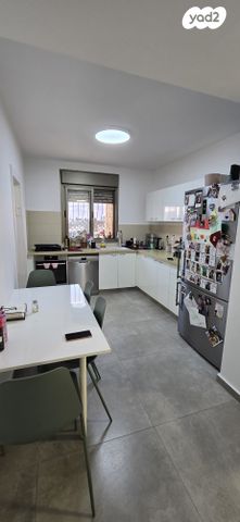 דירה, דליה רביקוביץ 16, קרית האמנים, מצליח, רמלה