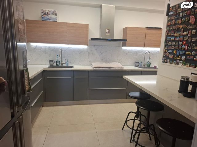 דירה, הרב חי טייב 7, נחלת שמעון, בני ברק