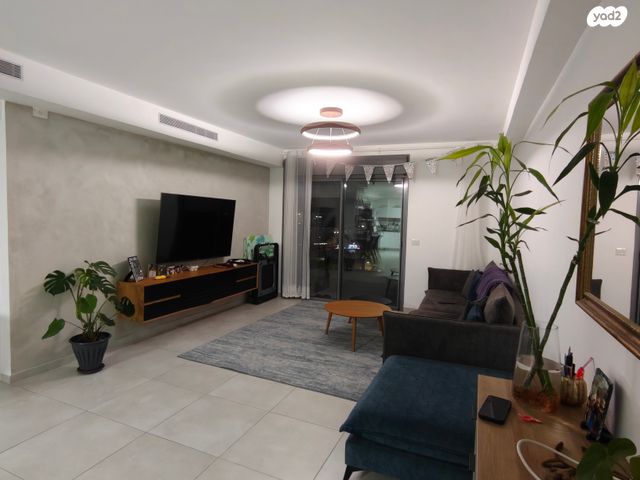 דירה, עפרה חזה 12, משכנות האומנים, קרית מוצקין