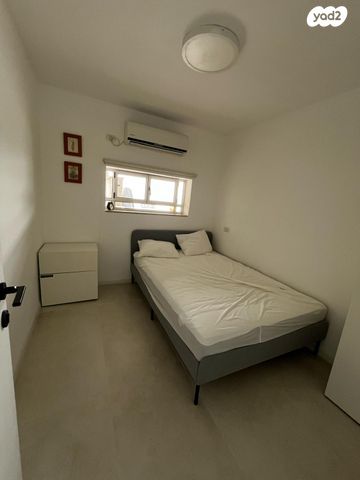 דו משפחתי, יפה נוף 111, בן גוריון, טבריה