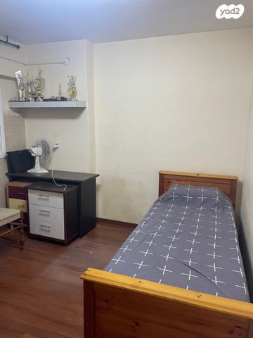 דירה, ליבורנו 5, רמת הנשיא, בת ים