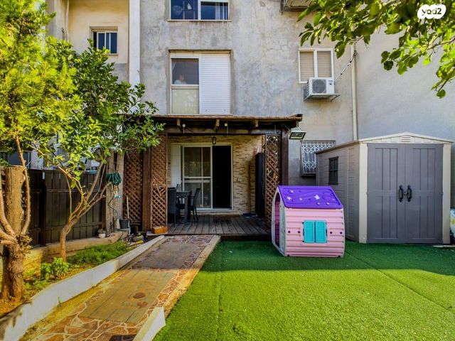 דירת גן, הפסגה 21, רובע ב', אריאל