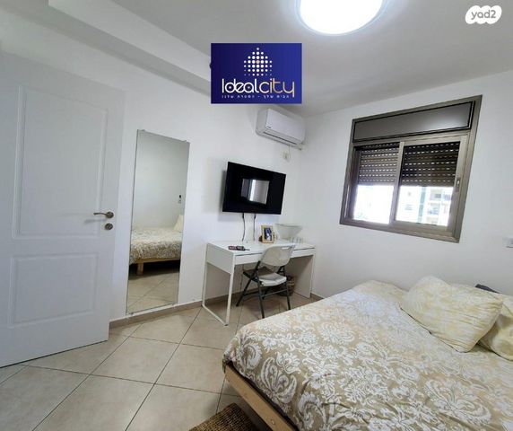 דירה, שדרות רוטשילד 40, רובע ט"ו, אשדוד