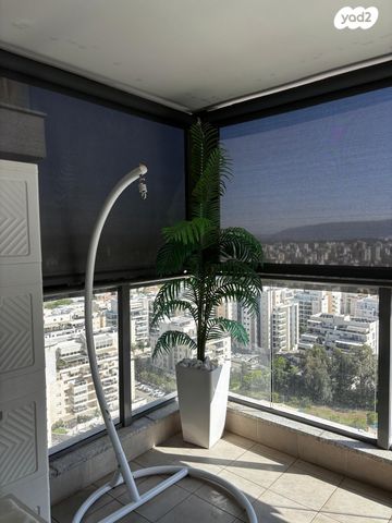 דירה, עפרה חזה 14, משכנות האומנים, קרית מוצקין