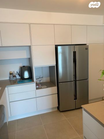 דירה, עפרה חזה 14, משכנות האומנים, קרית מוצקין