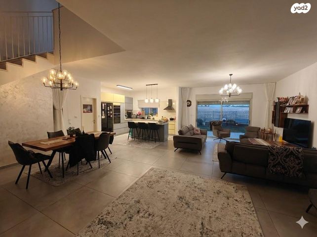 בית פרטי/ קוטג', גביש 26, שאר העיר, כפר תבור