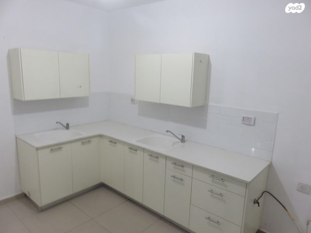 דירה, נצרים 32, נתיבות מערב, נתיבות