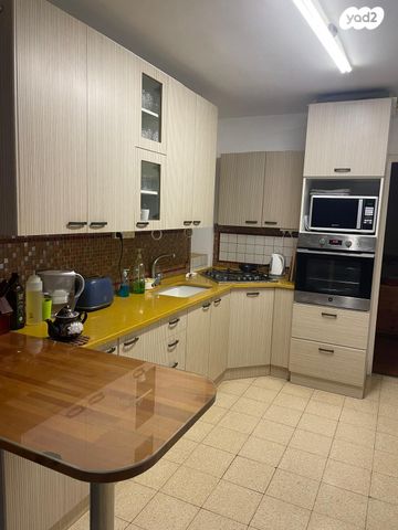 דירה, ליבורנו 5, רמת הנשיא, בת ים