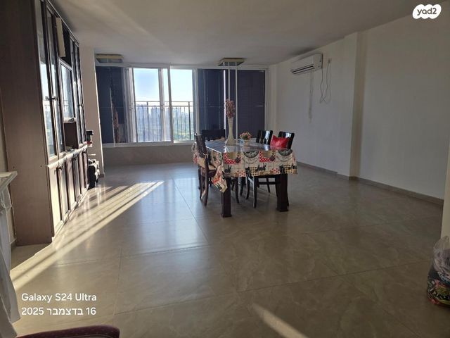 דירה, הקשת 2, קרית שלום, תל אביב יפו