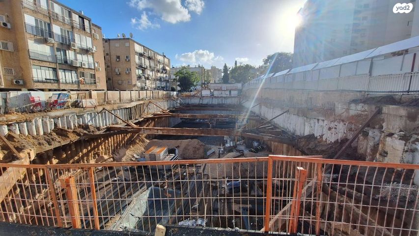 דירה, שמחה הולצברג 32, הגבול רוטשילד, בת ים