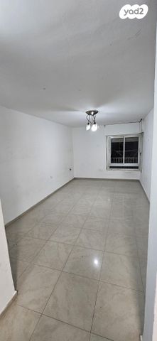 אלכסנדר רובוביץ' 322