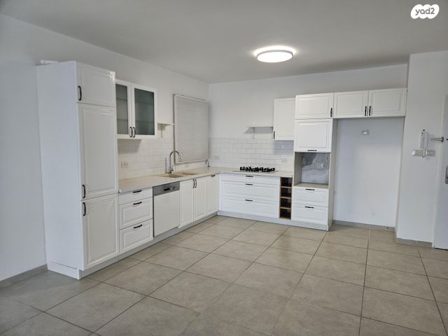 הרב אבא אבוחצירה 11