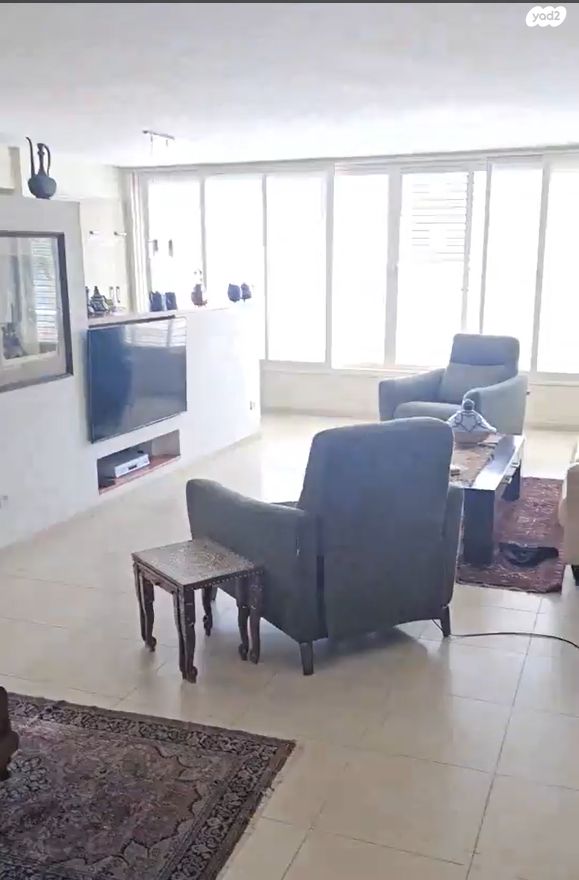 ש. בן ציון 12