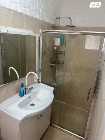 יחידת דיור, חבר 9, נווה מנחם, גבעת זאב