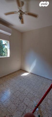 דירה, השר שפירא 14, דרום מערב ותיק, בת ים