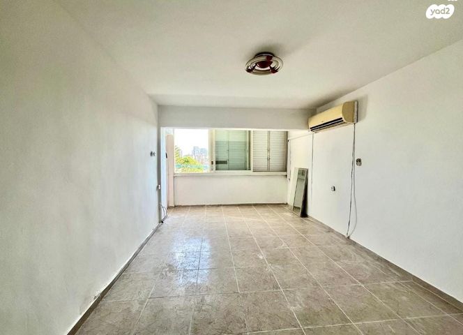 דירה, השר בכור שטרית 13, קרית נורדאו, נתניה