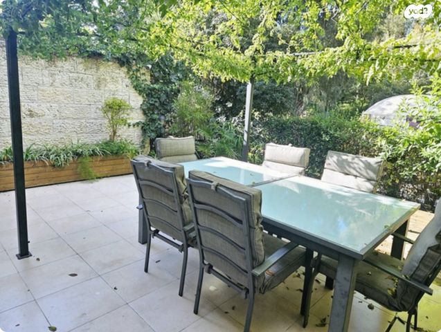 בית פרטי/ קוטג', יהודה בורלא 25, ניות, ירושלים