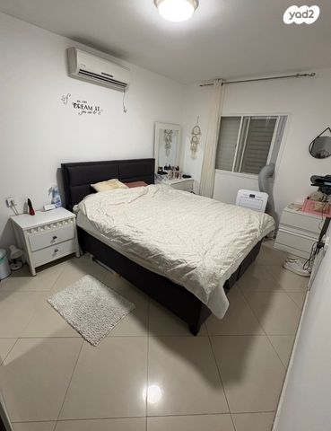 דירה, שלמה אבן גבירול 1, חכמי ישראל, דימונה