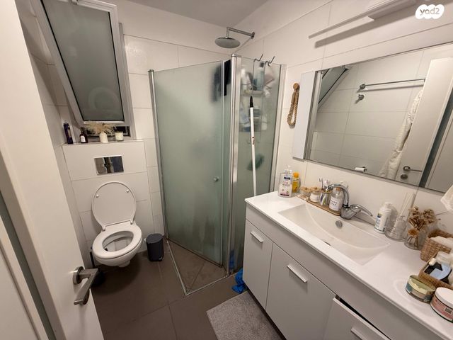 מרתף/ פרטר, שושן צחור 4, רמת אמיר, קדימה צורן