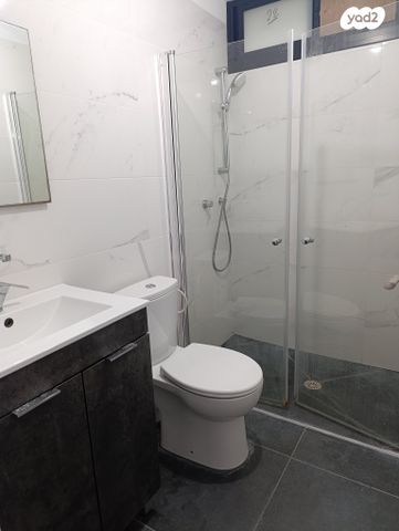 יחידת דיור, עין זיוון 8, נווה דקלים, ראשון לציון