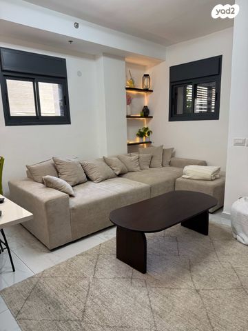 דירת גן, ז'בוטינסקי 13, עצמאות יוספטל, בת ים