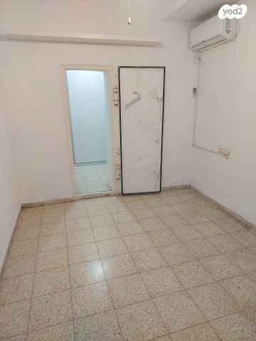 יחידת דיור, החרצית 1, שכונה 9, תל מונד