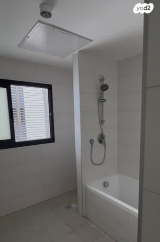 דירה, דניאל 3, ניצנה, בת ים