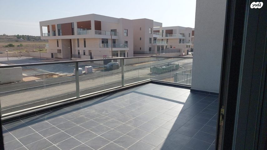 דירה, אורן 15, בת חפר, בת חפר