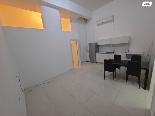 יחידת דיור, שלום עליכם 17, אגמים, נתניה