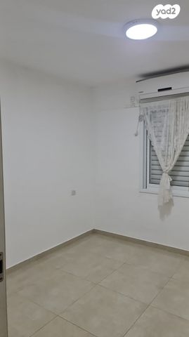 דירה, הנרקיס 11, נאות אשכול, יבנה