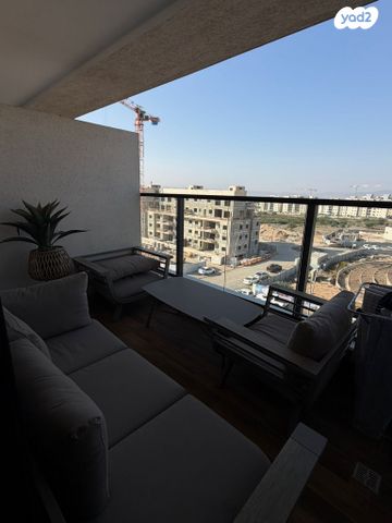 דירה, עזר ויצמן 1, השכונה המערבית, מגדל העמק