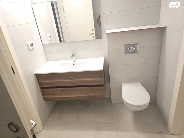 דירה, הרב הרצוג 6, צפון מערב מרכז העיר, נתניה